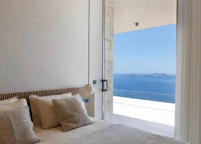 Celestia Cove, Earthy Architecture Meets Endless Blue By Etouri