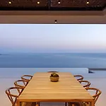 Celestia Cove, Earthy Architecture Meets Endless Blue By Etouri فيلة *
