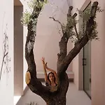 فيلة Celestia Cove, Earthy Architecture Meets Endless Blue By Etouri براسونيسي